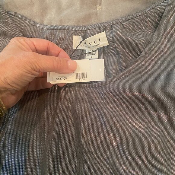 NWT Velvet by Graham and Spencer Agatha Silver Short Sleeve top - size Large - Picture 4 of 4